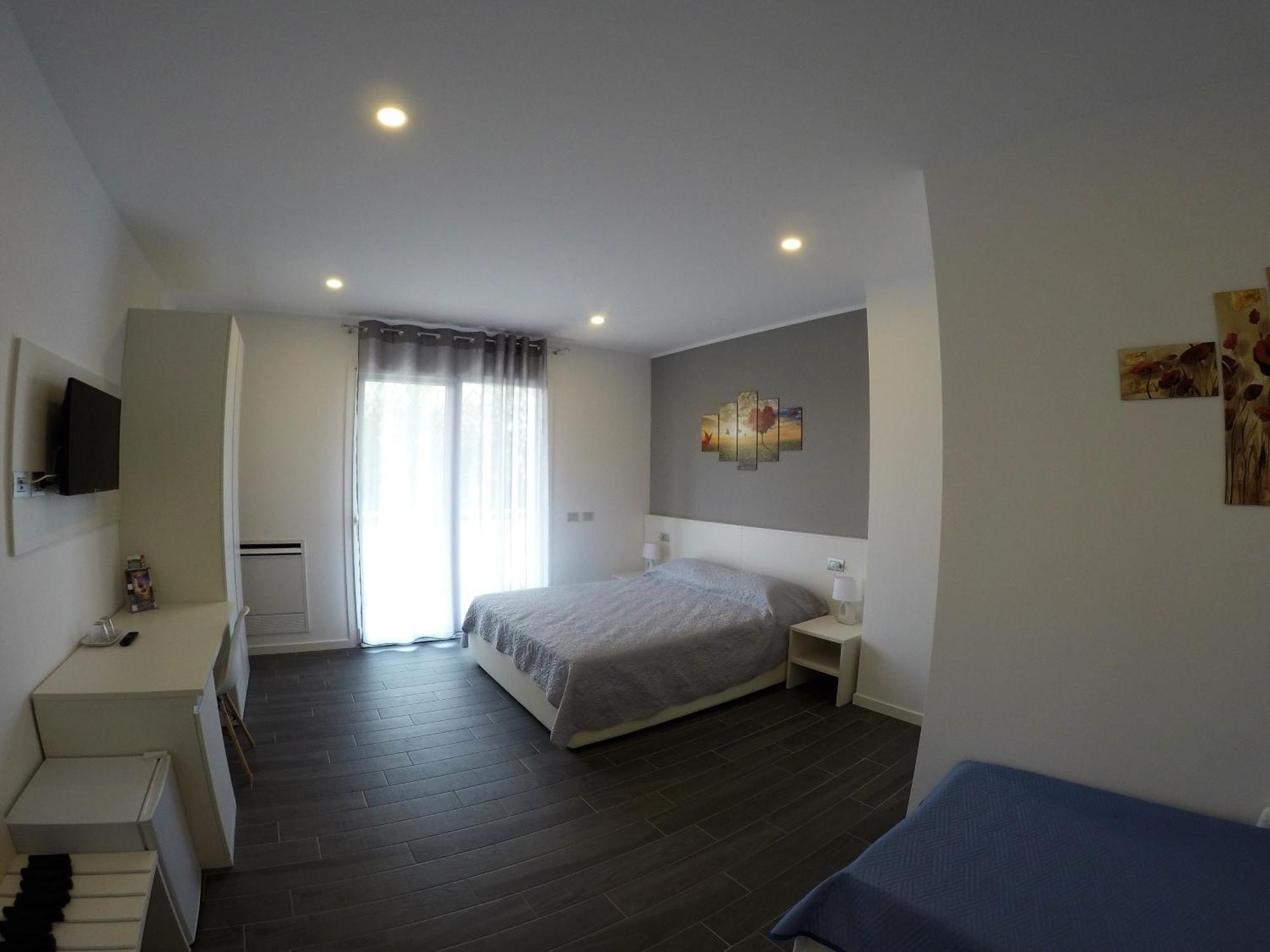 B&B Villa Del Lago Desenzano del Garda Extérieur photo